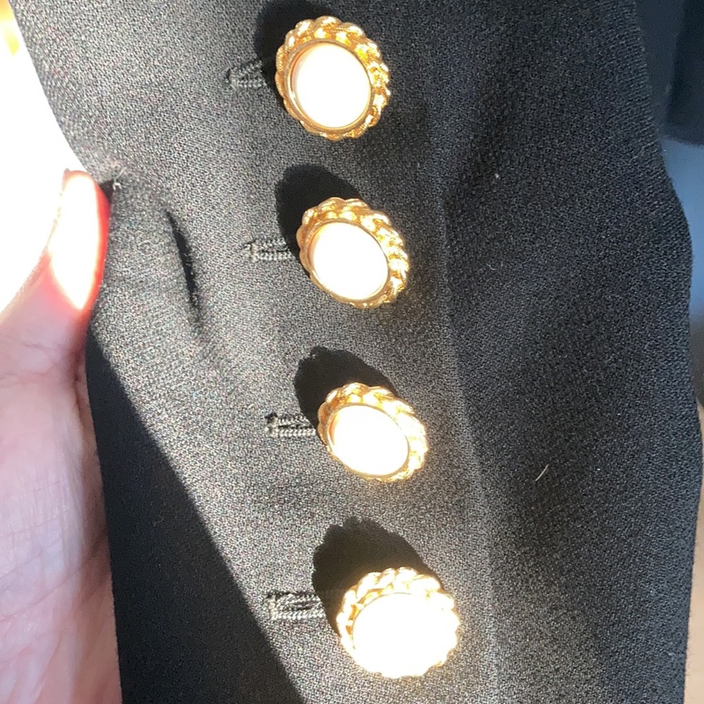 Classic Blazer - image 5